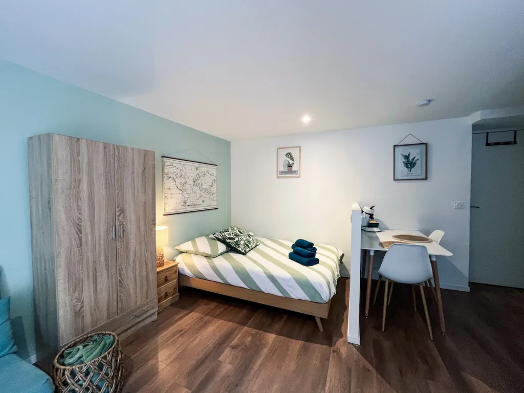 Studio calme à deux pas du Rhône, dans la vallée du Rhône